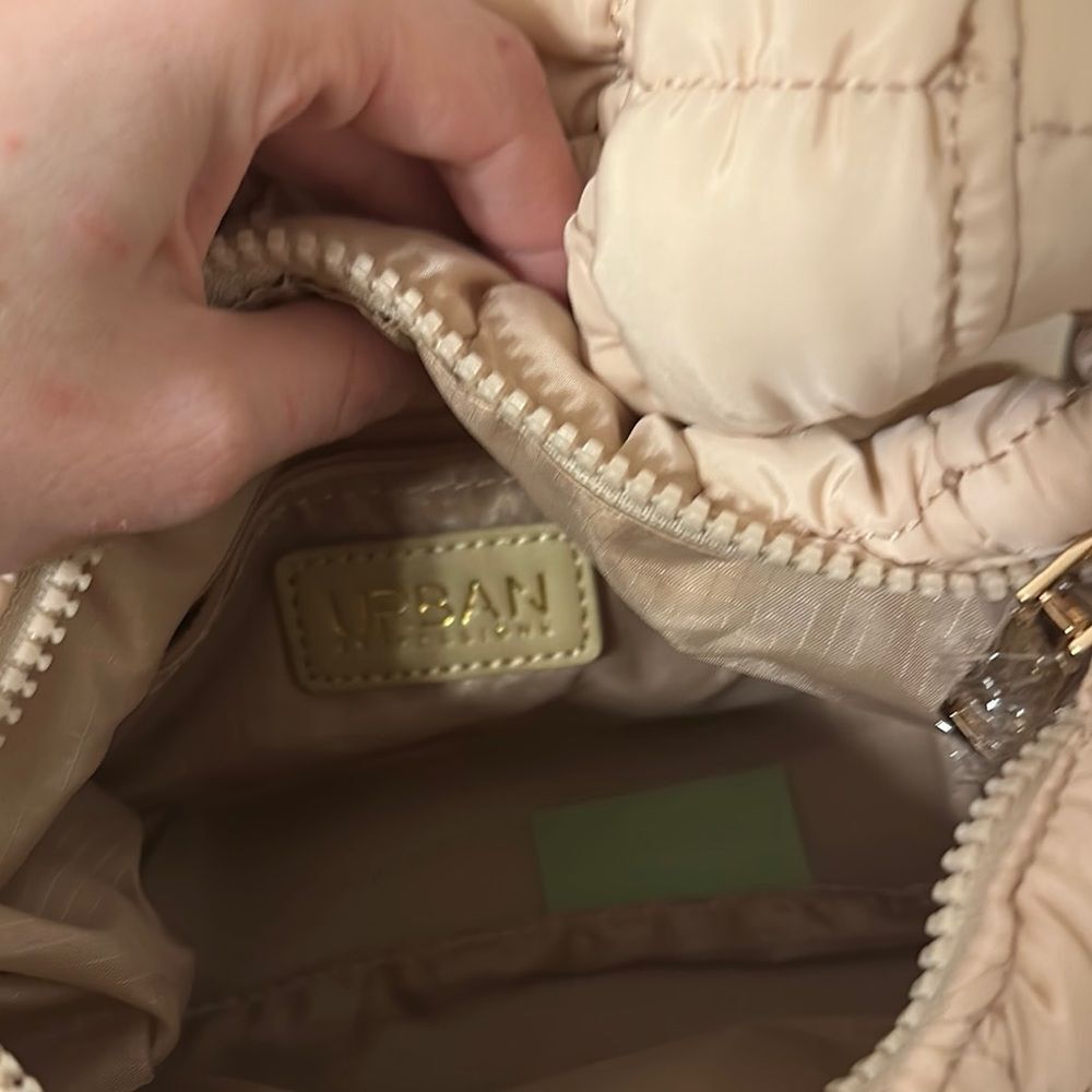 Urban Expressions Quilted Cream Shoulder Bag NWT - Picture 6 of 7